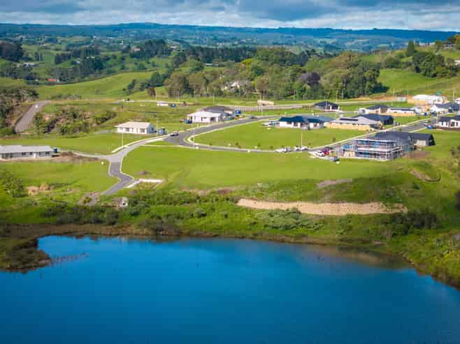 8  Flounder Drive, Omokoroa