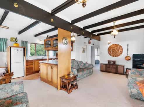 207 Brook Road, Awhitu