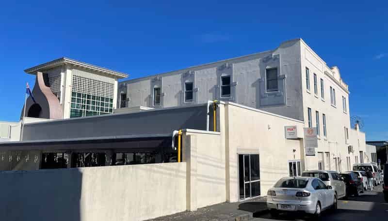  Top Floor, 8 Virginia Avenue, Eden Terrace