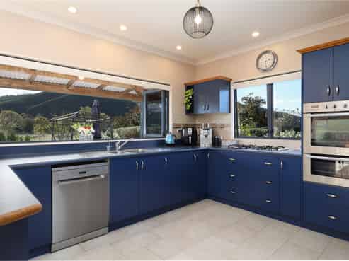19 Whiting Drive, Wakefield
