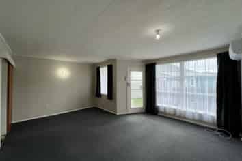 1/10a Poole Crescent, Wainuiomata