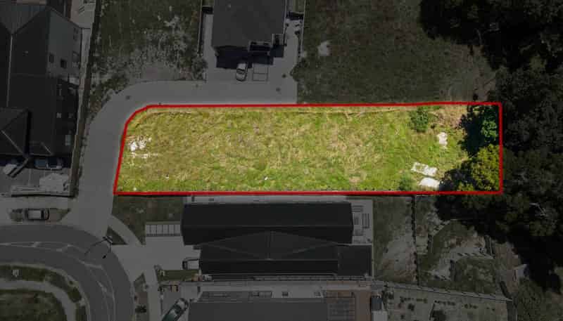 9 Grand Ridge Avenue, Flat Bush