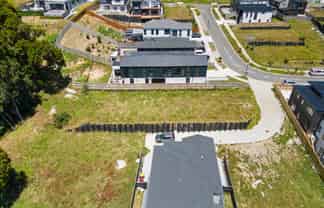 9 Grand Ridge Avenue, Flat Bush