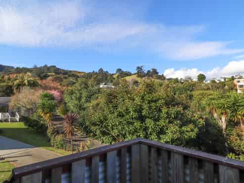 212 Mount View Road, Thames