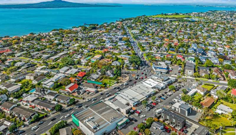 347 - 349 Lake Road, Hauraki