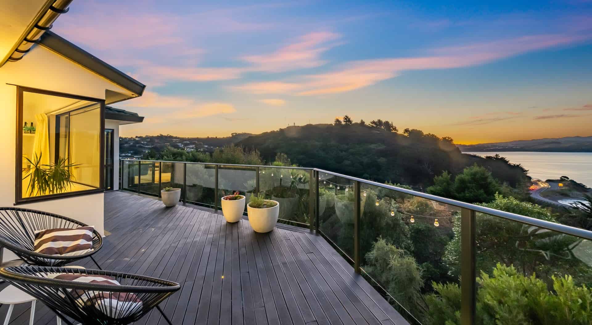 50 Molyneux Close, Whitby, Porirua City For Sale realestate.co.nz