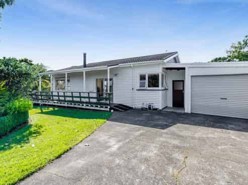 22 Whakapaki Street, Urenui