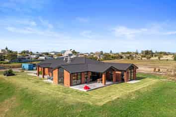 442a Pukehina Parade, Pukehina