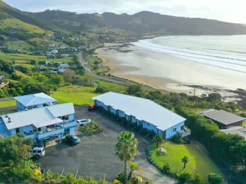 Lucrative Motel with beach life - room to grow