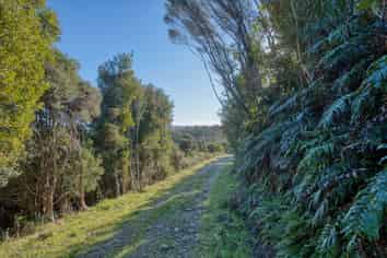LOT 2 & 16 Brickfield Road, Hokitika