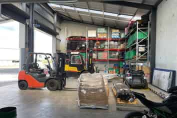 WAREHOUSE / OFFICES WITH YARD ON JOHN
