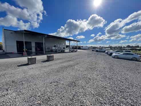 WAREHOUSE / OFFICES WITH YARD ON JOHN
