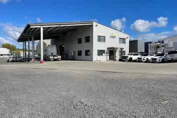 WAREHOUSE / OFFICES WITH YARD ON JOHN

