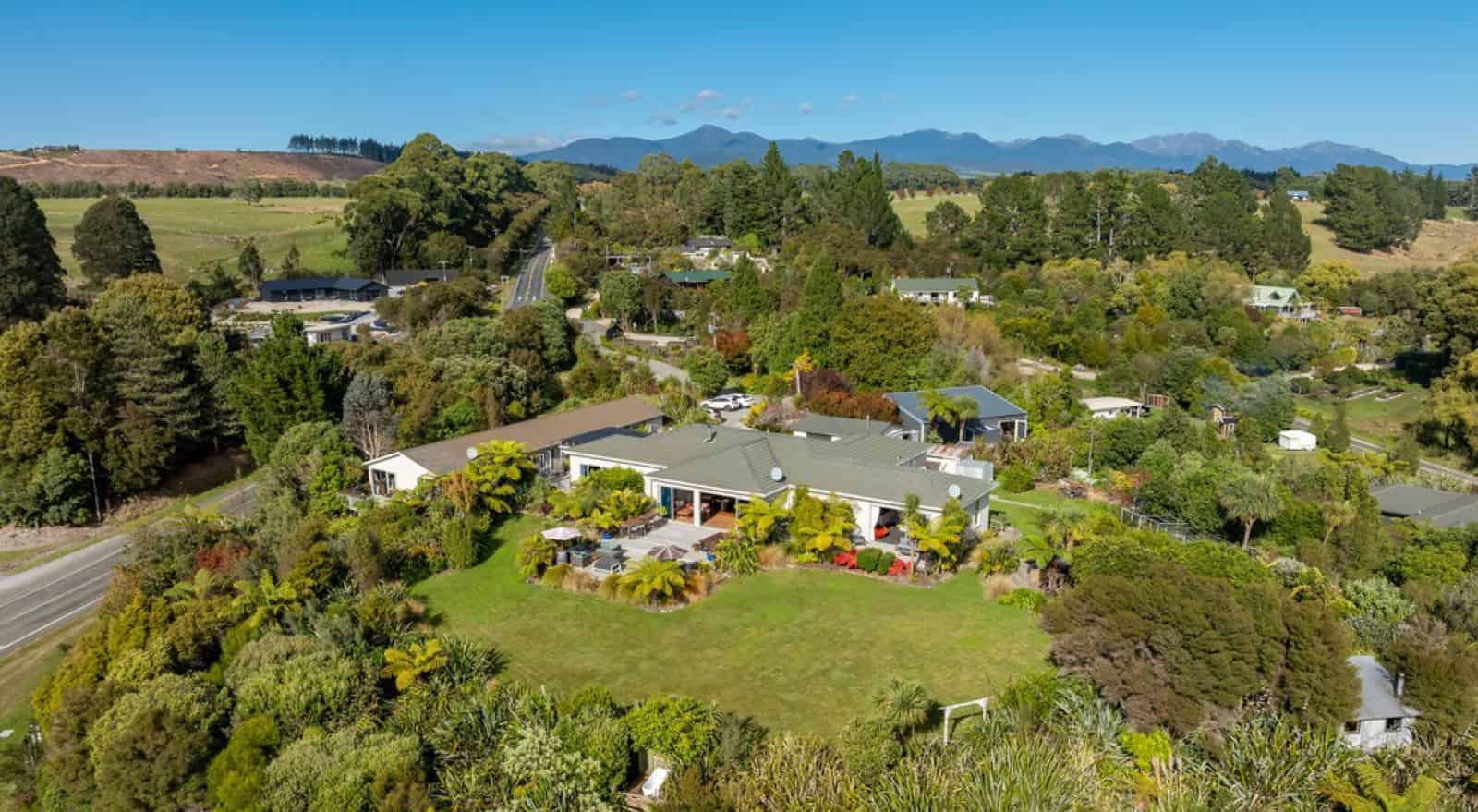 For sale 2321 TakakaCollingwood Highway, Collingwood realestate.co.nz