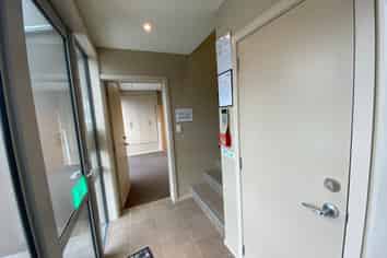 Price Reduction! Tidy Middleton Office.