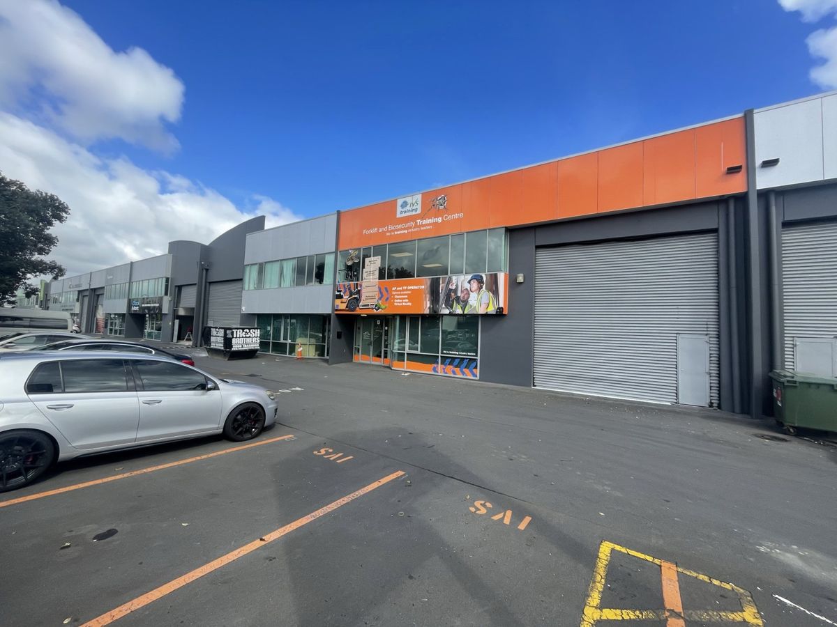 Tidy Unit with Frontage | AVAILABLE NOW