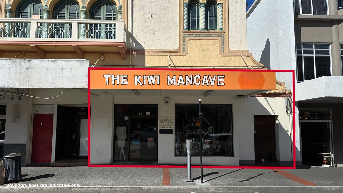 Retail shop on Dickens Street