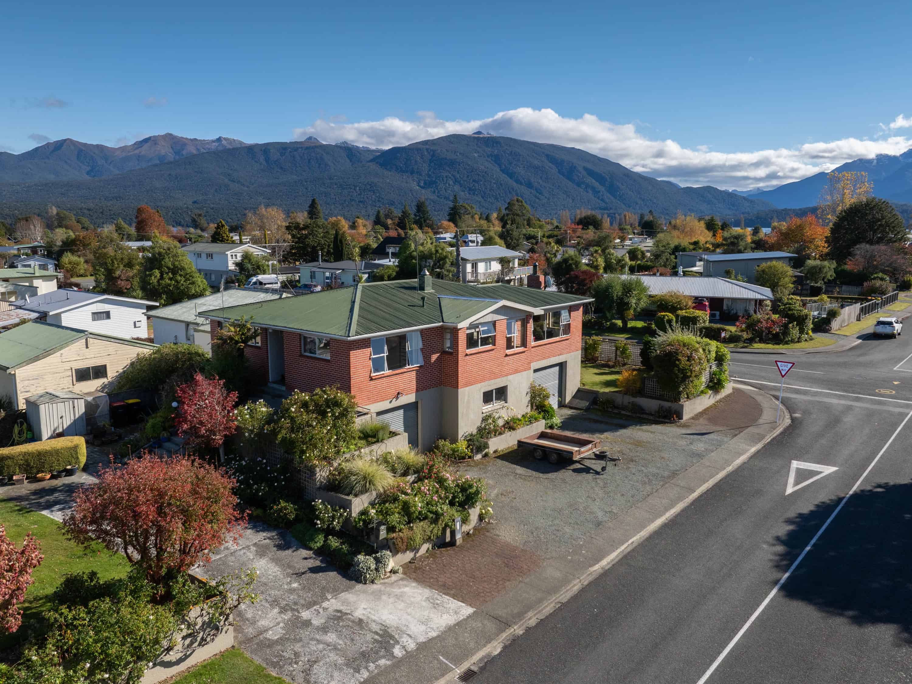 Te Anau Homes and Real Estate for Sale realestate.co.nz