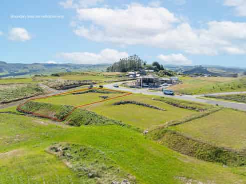 2 Glendas Way, Acacia Bay