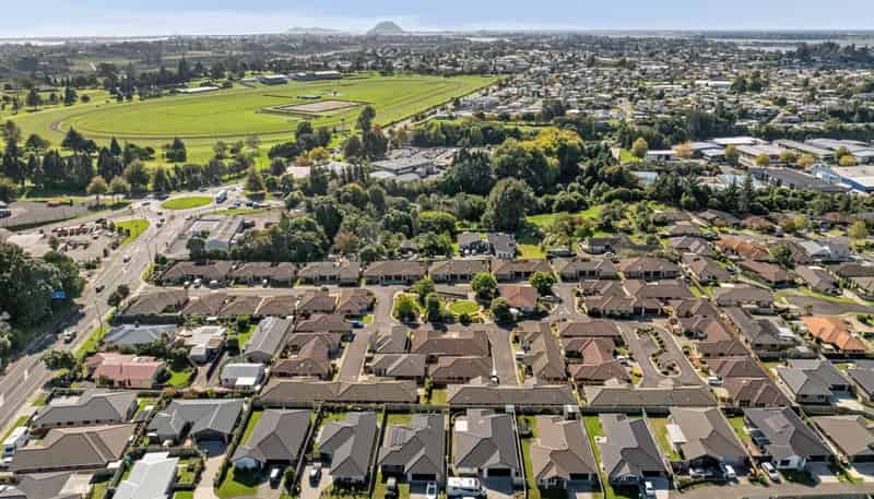 2 Havenbrook Way, Pyes Pa