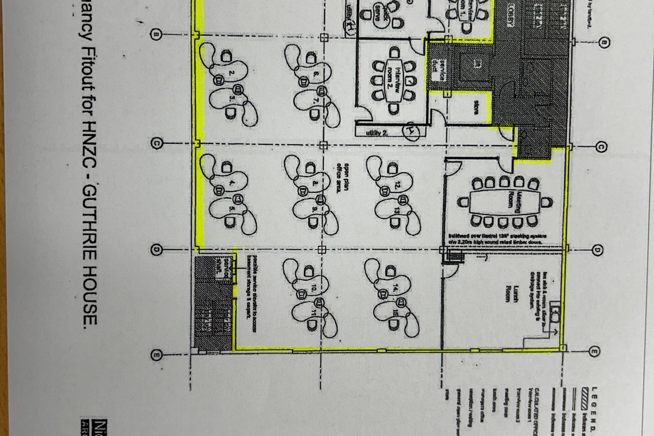 Offices with 8 Car Parks - Όψη 2