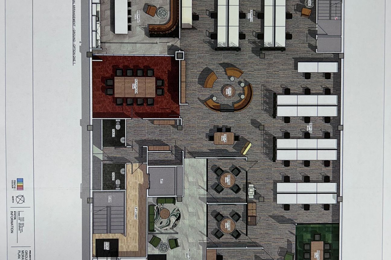 Offices with 8 Car Parks - Όψη 3