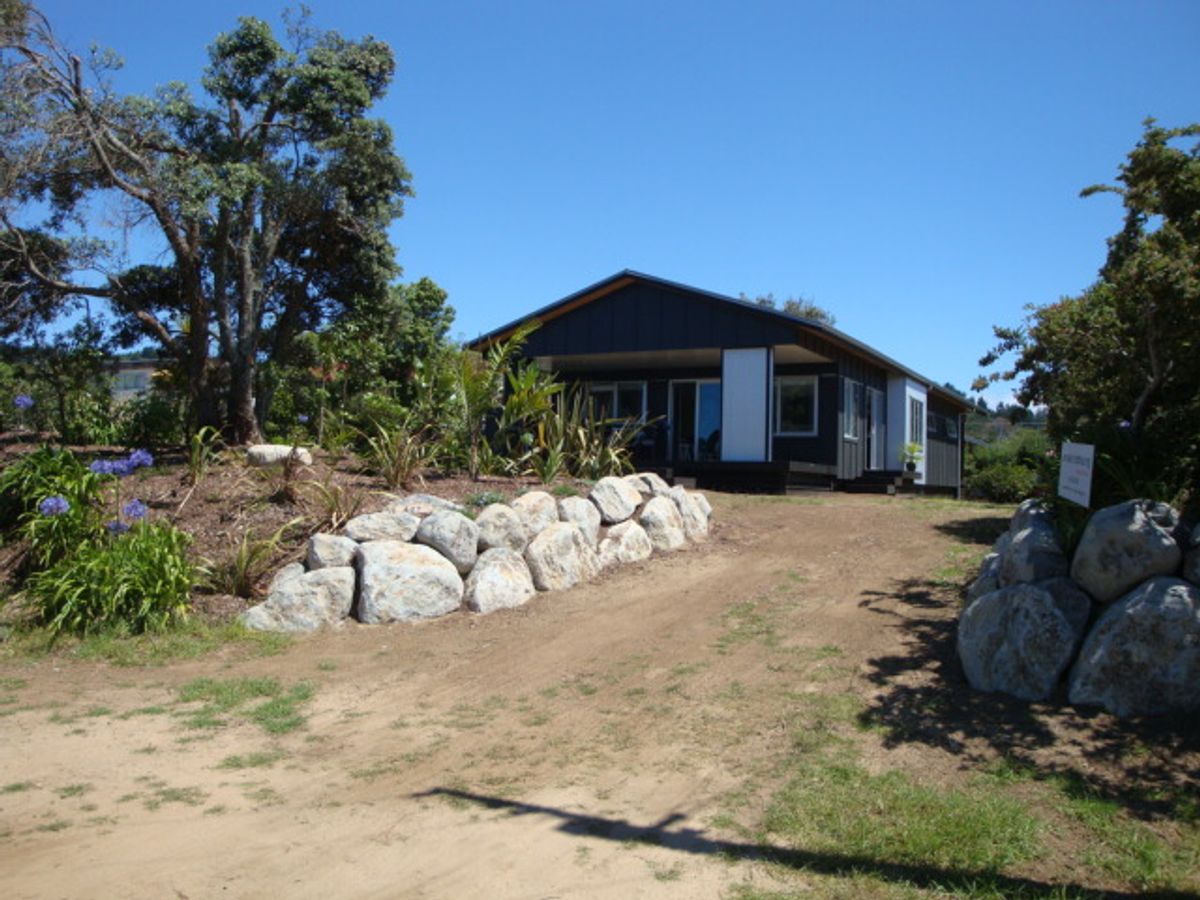 407 LINTON CRES, WHANGAMATA - Widok 3