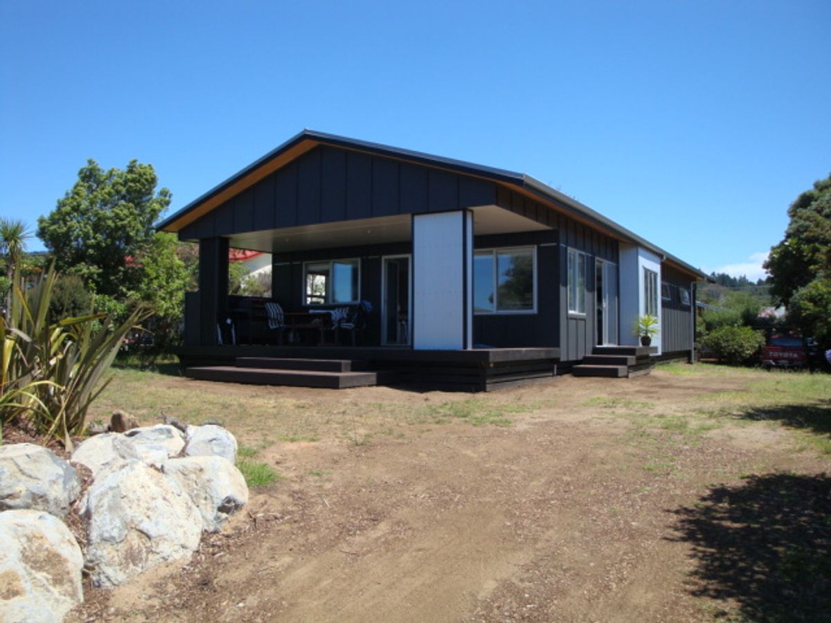 407 LINTON CRES, WHANGAMATA - Widok 2