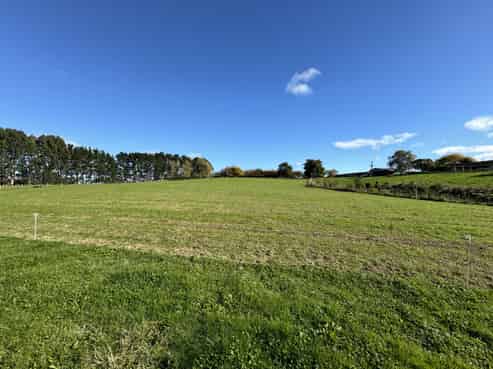 37 and 39 Tavistock Road, Koputaroa