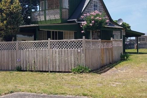 202 LINTON CRES, WHANGAMATA - Ansicht 2