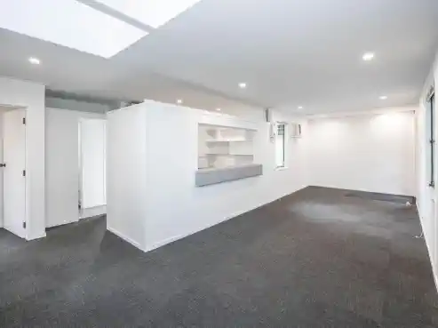 Office/Healthcare in Chartwell