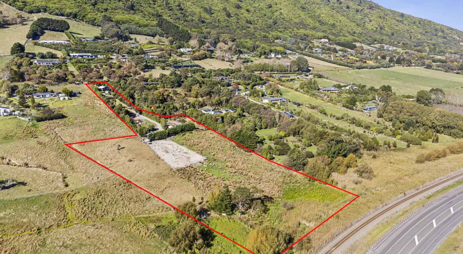 240 Huia Street, Waikanae, Kapiti Coast For Sale realestate.co.nz