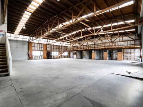 Lease or Purchase Options 