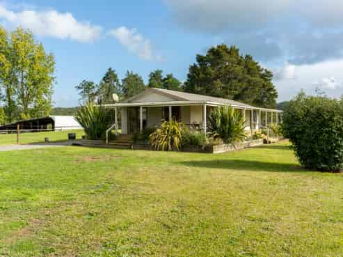 31 Papa Road, Kokopu