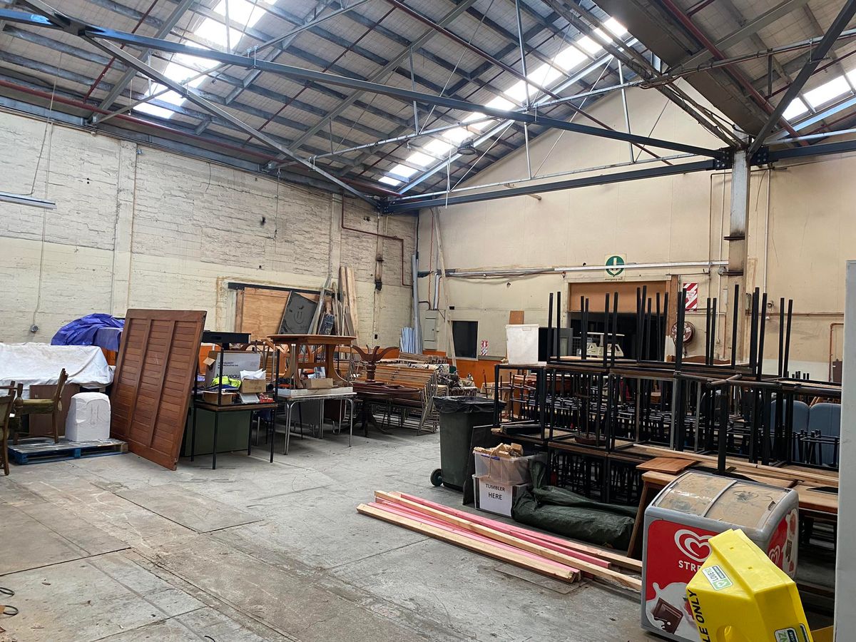 Warehouse and Secure Yard near Brewtown! – pohled 4