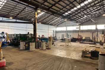 Warehouse and Secure Yard near Brewtown!
