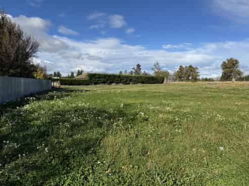 10 South Road, Middlemarch