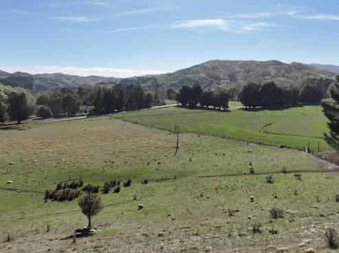Lot 2 1627 Masterton-Castlepoint Road, Tauweru