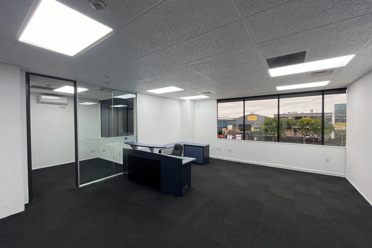Competitively Priced Penrose Office - Vista 3