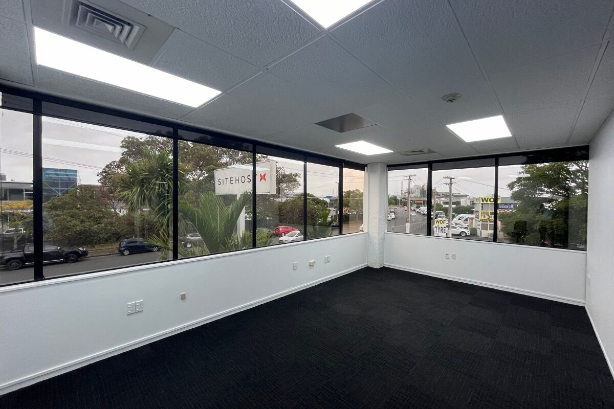 Competitively Priced Penrose Office - Vista 2