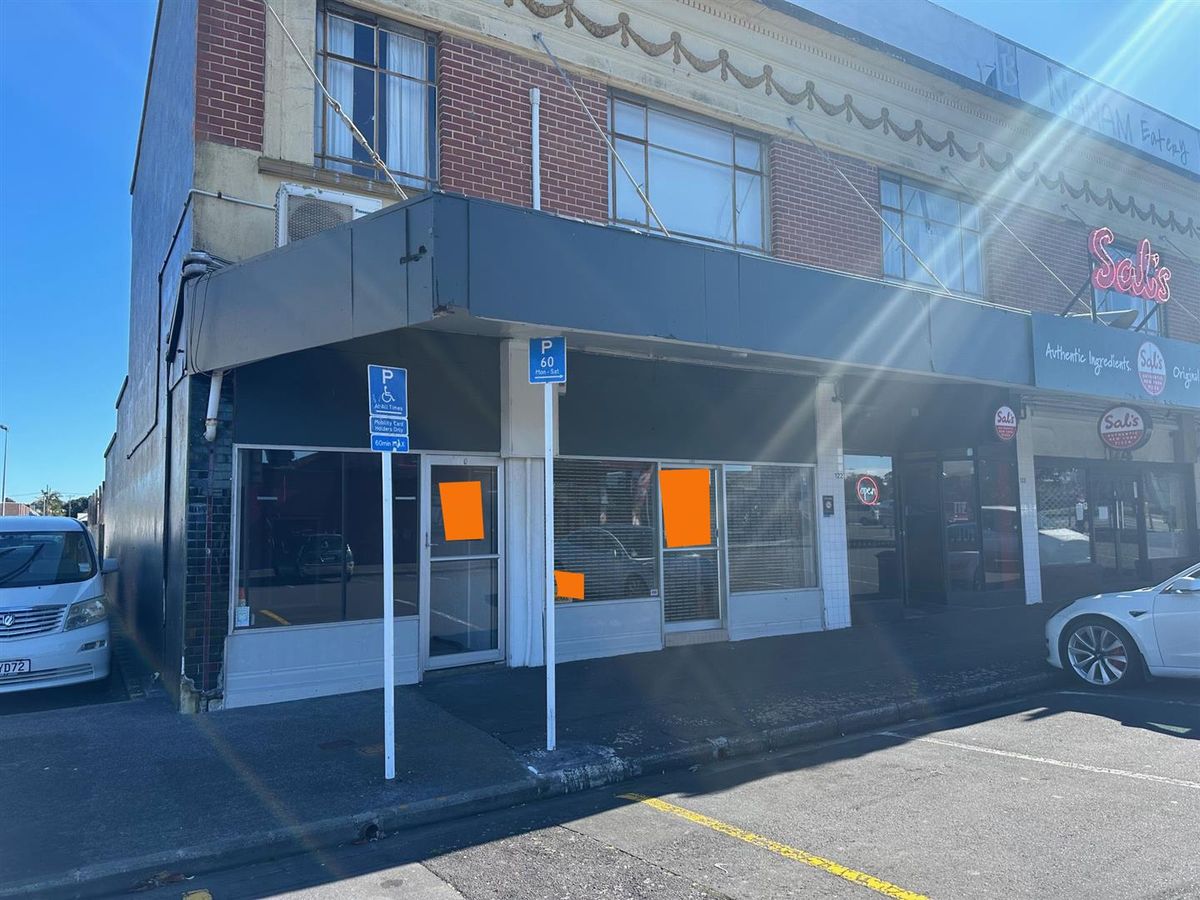 Retail shop just off royal oak