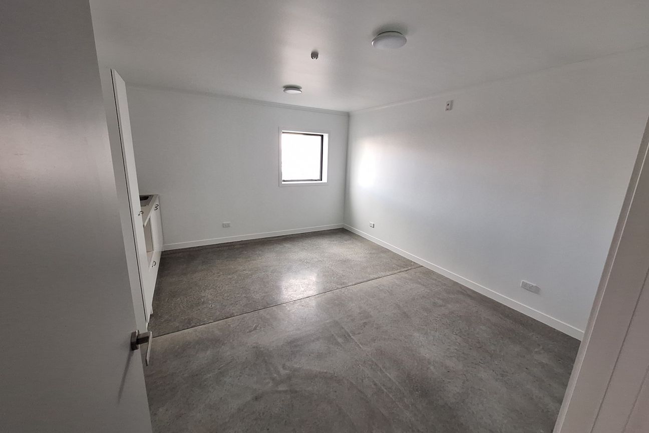 Near New Warehouse option in Bell Block. - Aanzicht 6