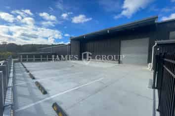 High Stud Warehouse & Container Drop | 7.7km SH16