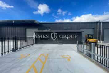 High Stud Warehouse & Container Drop | 7.7km SH16