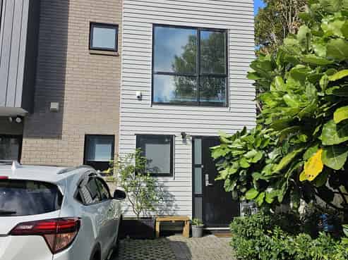 19 Waru Lane, Te Atatu Peninsula