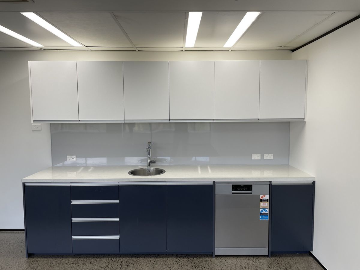 CBD Corner Office - Mehr