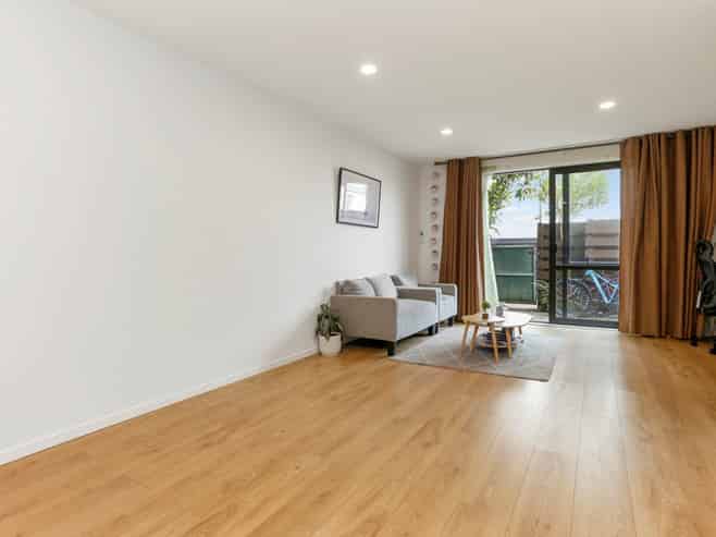 21/955 Mt Eden Road, Three Kings