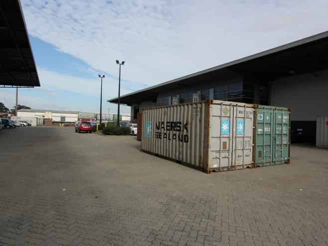 CBRE | 1,319sqm High Stud Warehouse Penrose
