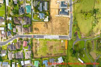 18 Monte Cristal Avenue, Swanson