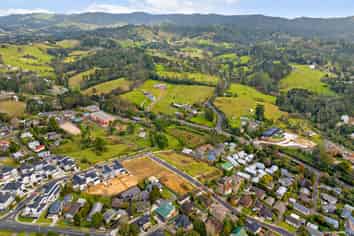 18 Monte Cristal Avenue, Swanson